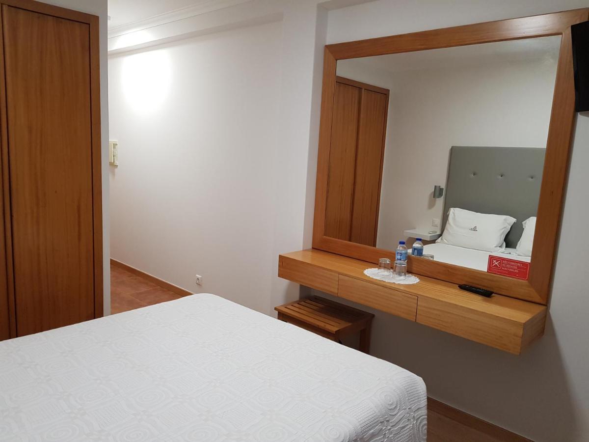 Hotel Lagoa Azul Do Geres Luaran gambar